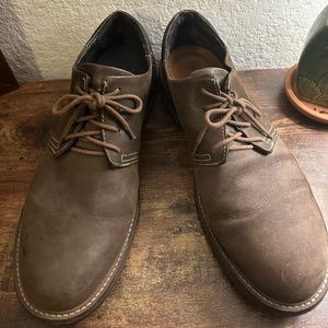 NAOT chief shock resistant shoes